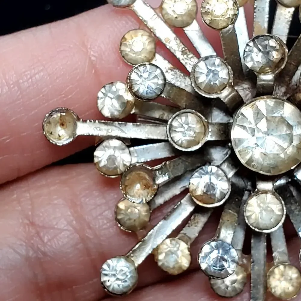Starburst Clear Rhinestone Silver Tone Unsigned Brooch Pin 2